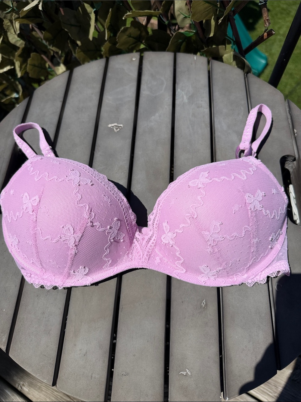 Victoria's Secret Lilac Lace Wireless Bra